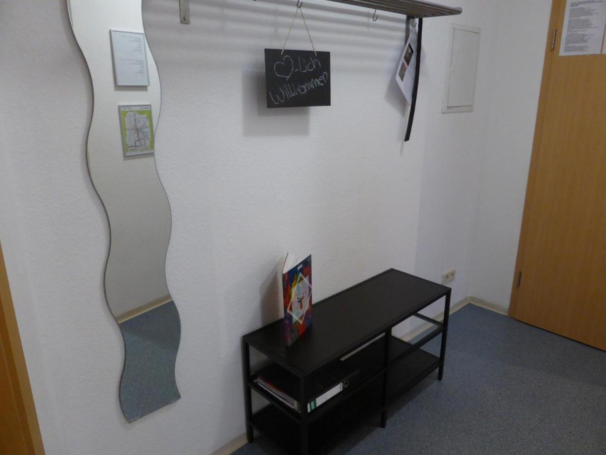 Ferienwohnung Friedrich Schiller, 2 Schlafzimmer, Balkon,Kostenloses Wifi, Naehe Zentrum, Jéna Kültér fotó