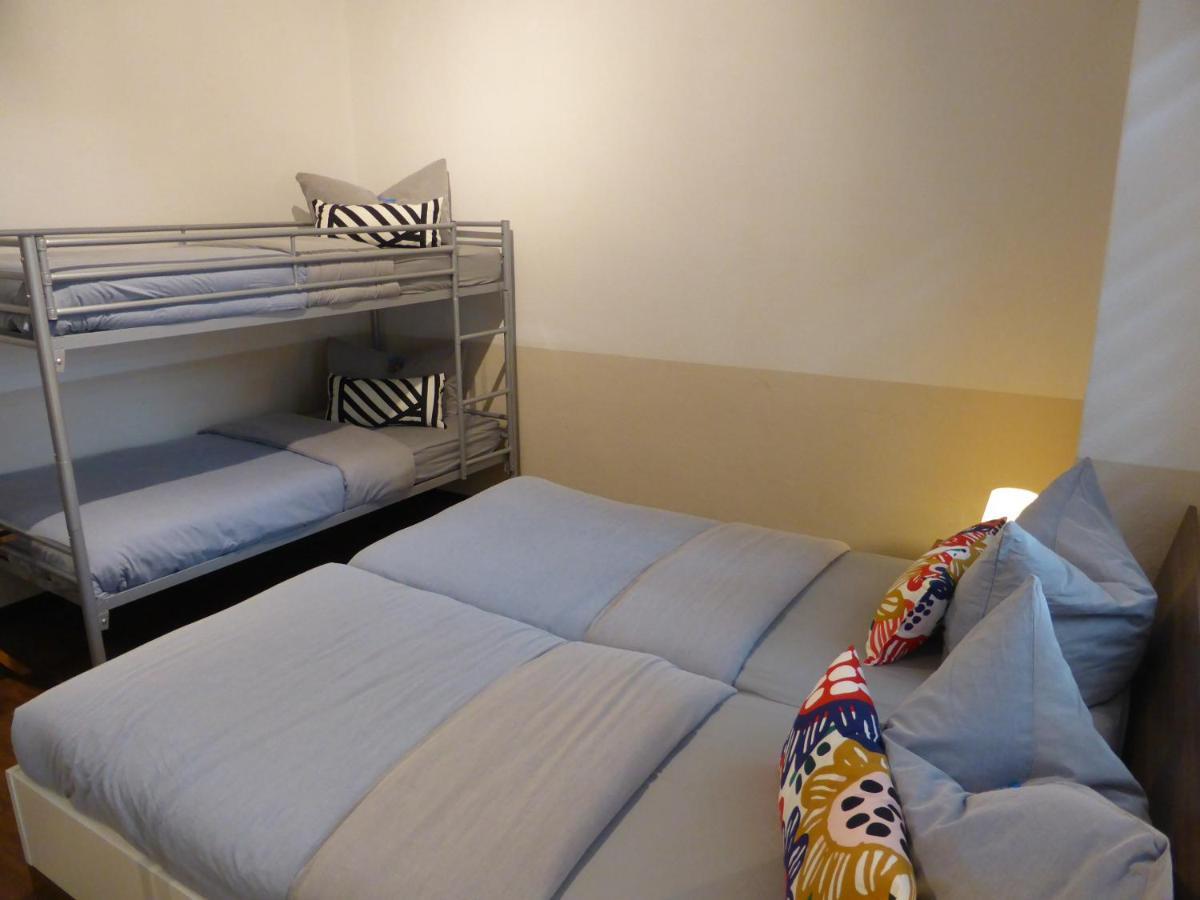 Ferienwohnung Friedrich Schiller, 2 Schlafzimmer, Balkon,Kostenloses Wifi, Naehe Zentrum, Jéna Kültér fotó